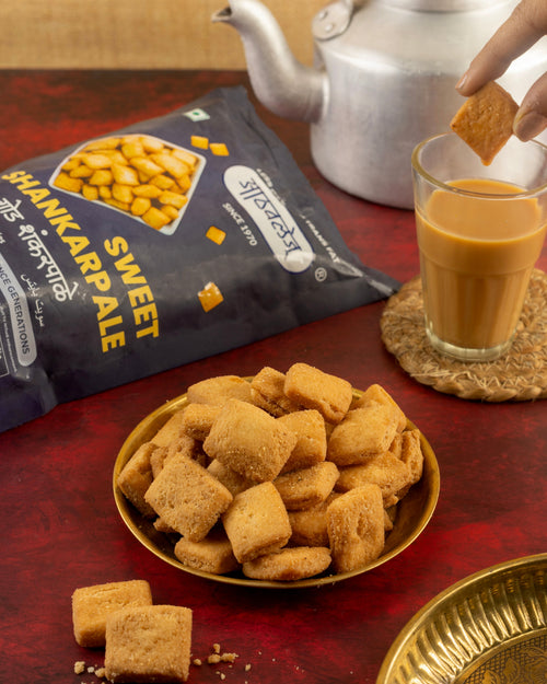 Shankarpali / Chips