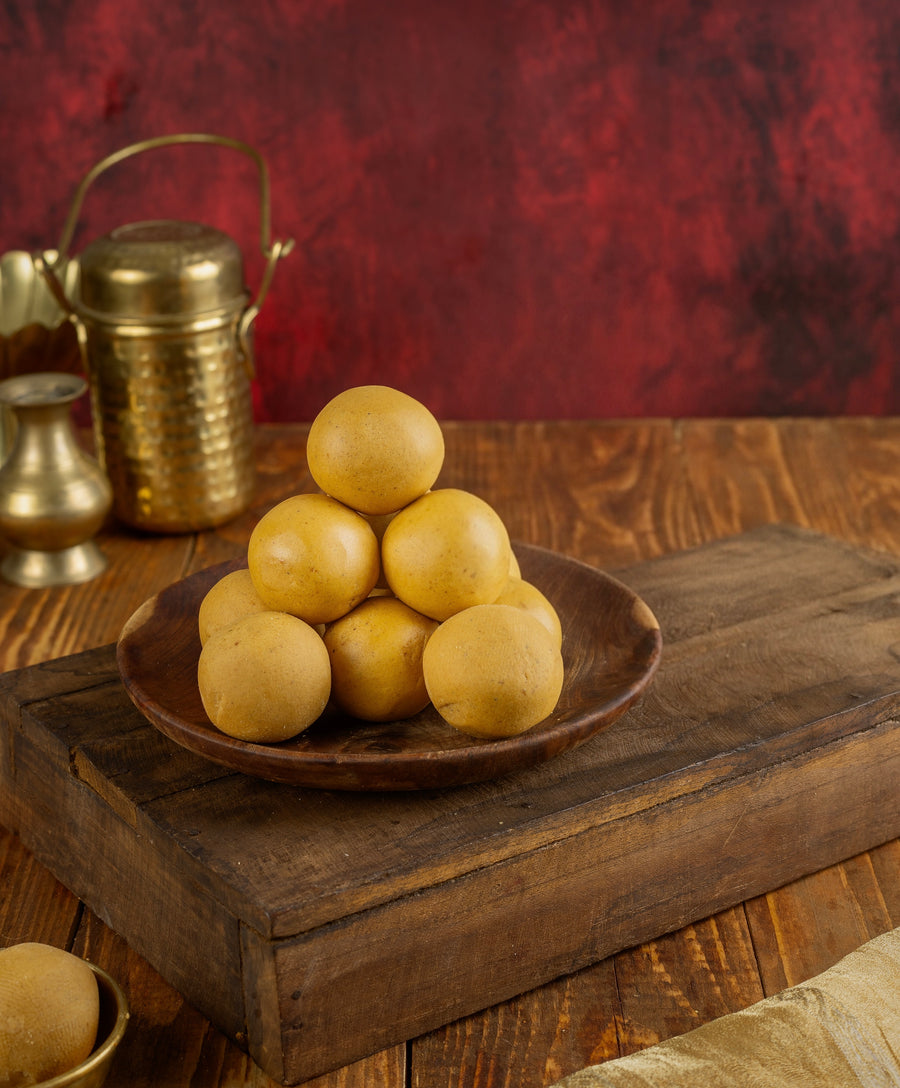 Sugarfree Besan Ladoo