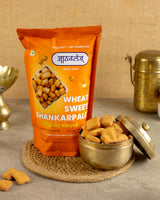 Goad Kanik Shankarpale (Sweet Wheat Shankarpale) 1